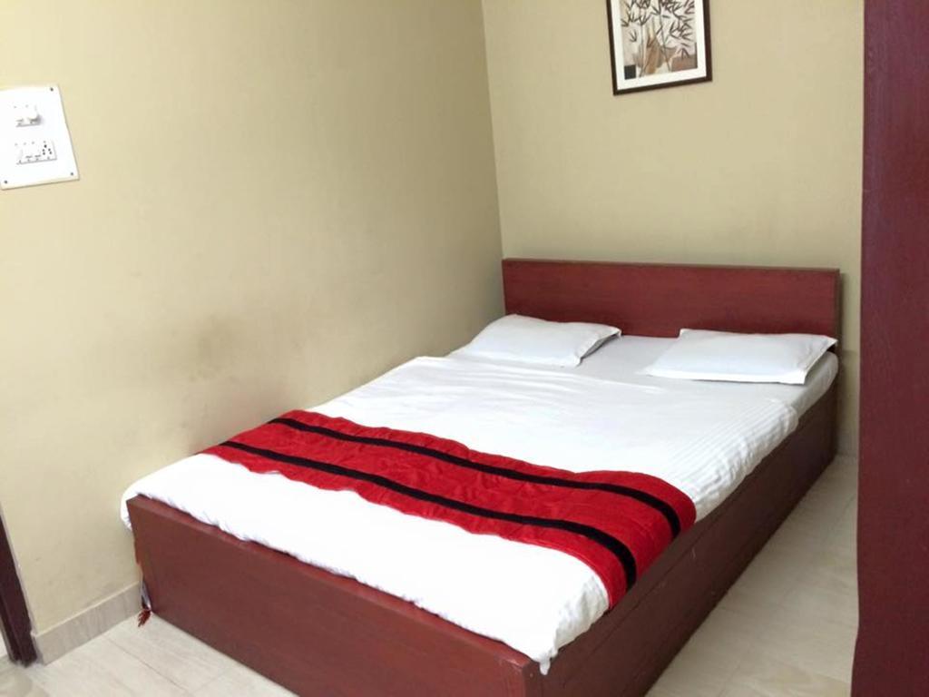 Breeze Hotel Siliguri Rum bild