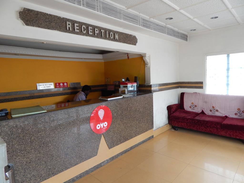 Breeze Hotel Siliguri Exteriör bild